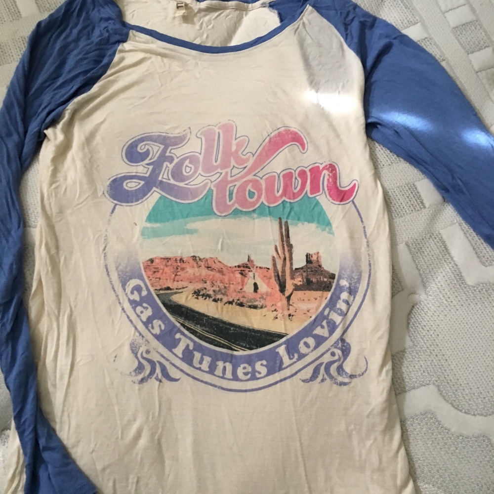 Spell tee